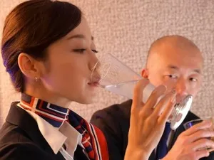 Chị gái dịu dàng nhất "Jiu Er" tùy chỉnh chị gái mới nhất ~ đạo cụ khớp nối bạn thân cắm vào âm hộ, thủ dâm nghiền nát phần thịt trắng, tiểu vào ngực...